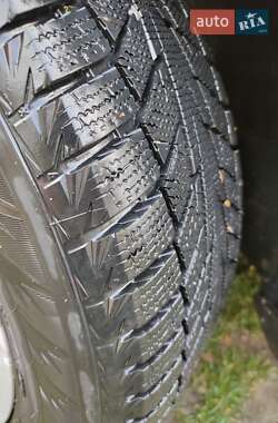Внедорожник / Кроссовер Ford Escape 2015 в Бучаче