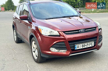 Позашляховик / Кросовер Ford Escape 2014 в 