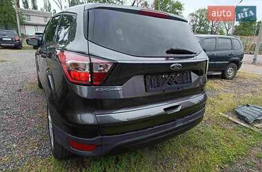Позашляховик / Кросовер Ford Escape 2017 в 