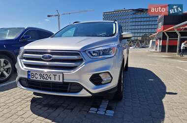 Внедорожник / Кроссовер Ford Escape 2019 в 