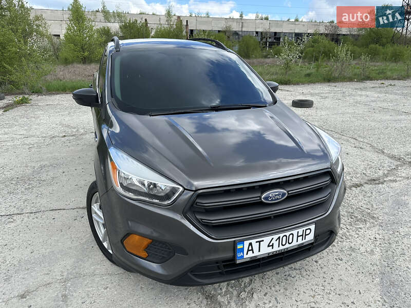 Внедорожник / Кроссовер Ford Escape 2016 в Коломые