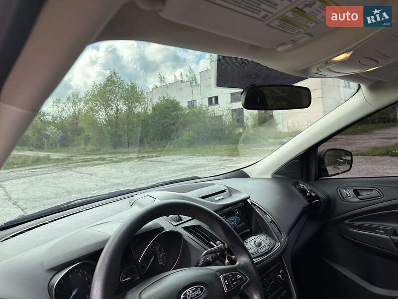Внедорожник / Кроссовер Ford Escape 2016 в Коломые