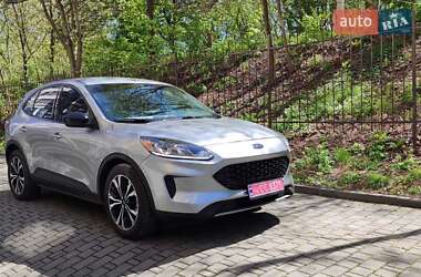 Внедорожник / Кроссовер Ford Escape 2022 в 