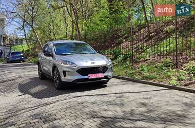 Внедорожник / Кроссовер Ford Escape 2022 в 