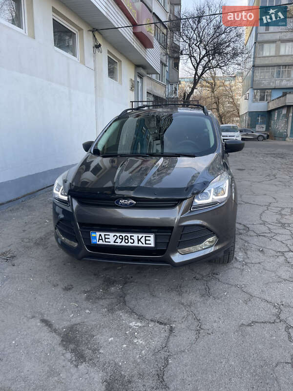 Позашляховик / Кросовер Ford Escape 2015 в Дніпрі