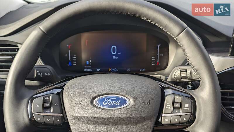 Внедорожник / Кроссовер Ford Escape 2023 в Тернополе