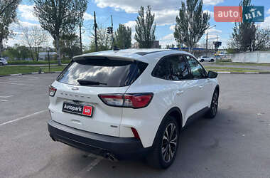 Внедорожник / Кроссовер Ford Escape 2022 в 