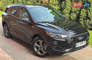 Внедорожник / Кроссовер Ford Escape 2023 в 