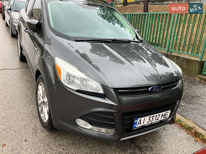 Внедорожник / Кроссовер Ford Escape 2016 в 
