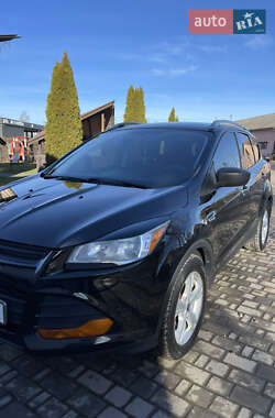 Позашляховик / Кросовер Ford Escape 2014 в 
