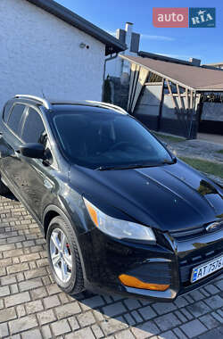 Позашляховик / Кросовер Ford Escape 2014 в 