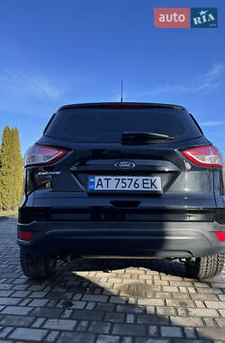 Позашляховик / Кросовер Ford Escape 2014 в 