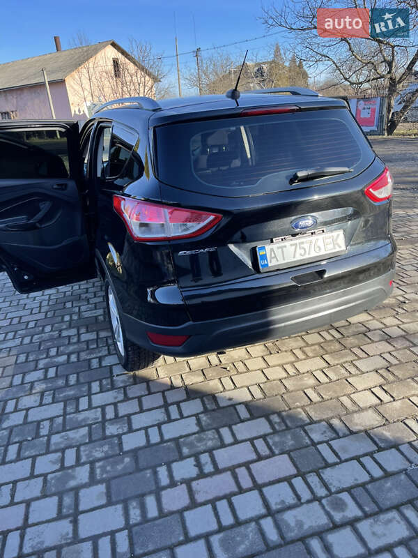 Внедорожник / Кроссовер Ford Escape 2014 в Косове
