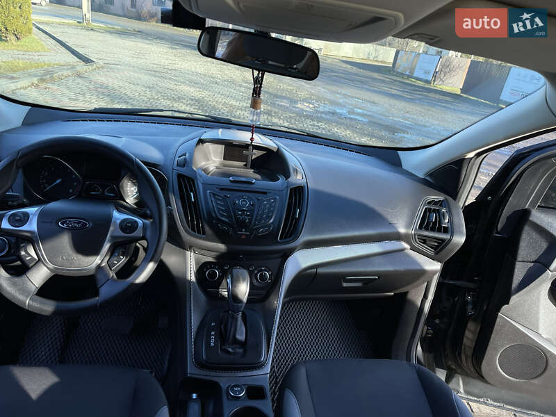 Внедорожник / Кроссовер Ford Escape 2014 в Косове