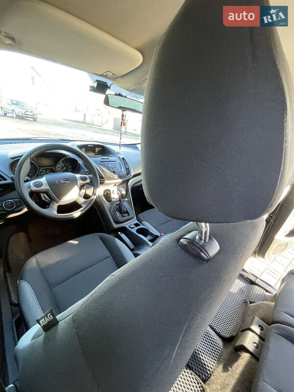 Внедорожник / Кроссовер Ford Escape 2014 в Косове