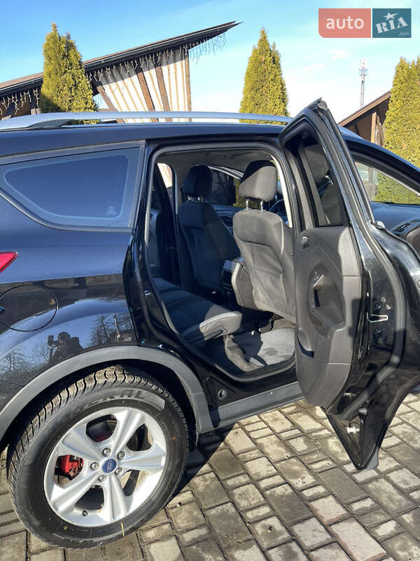 Внедорожник / Кроссовер Ford Escape 2014 в Косове
