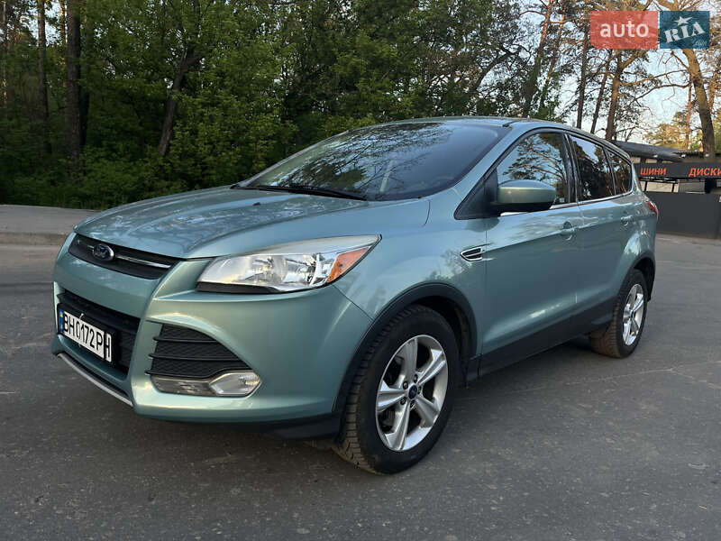 Внедорожник / Кроссовер Ford Escape 2012 в Киеве
