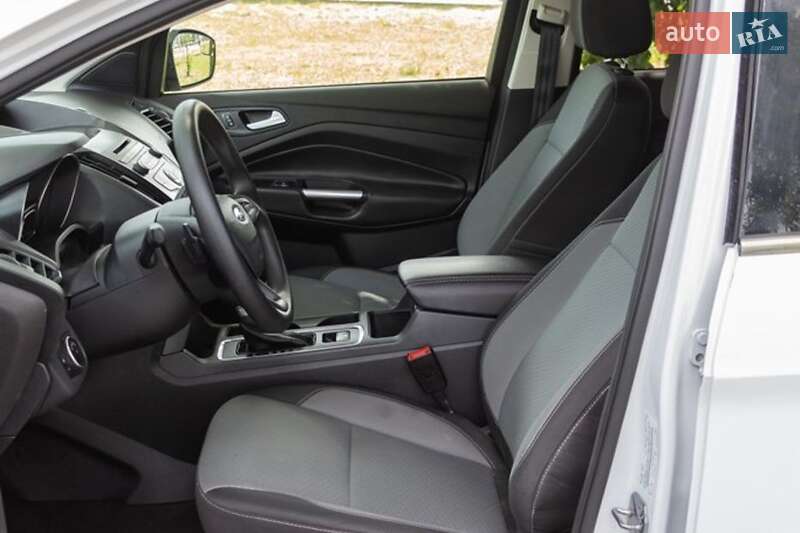Внедорожник / Кроссовер Ford Escape 2016 в Львове фото 13 Внедорожник / Кроссовер Ford Escape 2016 в Львове
