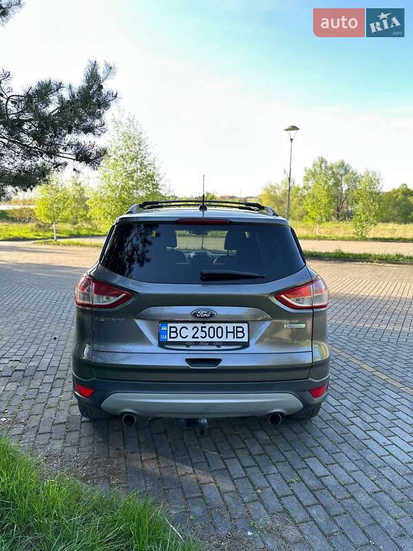 Внедорожник / Кроссовер Ford Escape 2013 в Дрогобыче