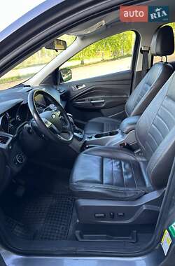Внедорожник / Кроссовер Ford Escape 2013 в 