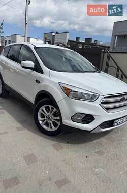 Внедорожник / Кроссовер Ford Escape 2019 в Львове