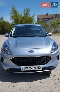 Позашляховик / Кросовер Ford Escape 2022 в Ізяславі