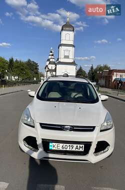 Внедорожник / Кроссовер Ford Escape 2014 в 