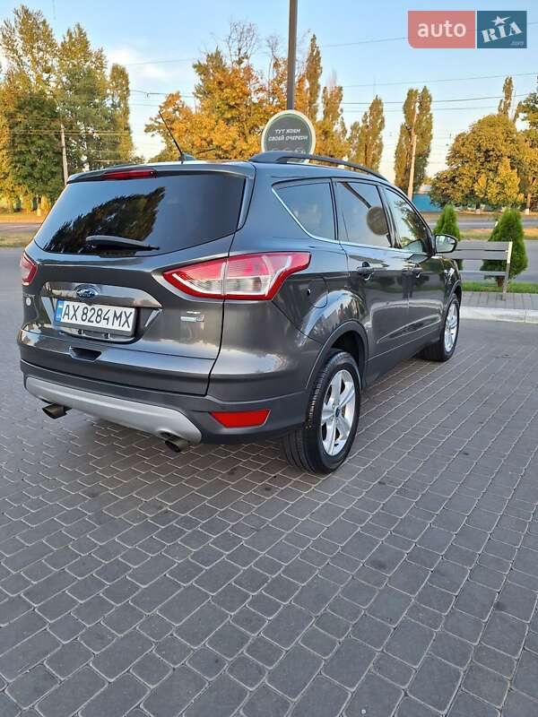 Внедорожник / Кроссовер Ford Escape 2015 в Харькове