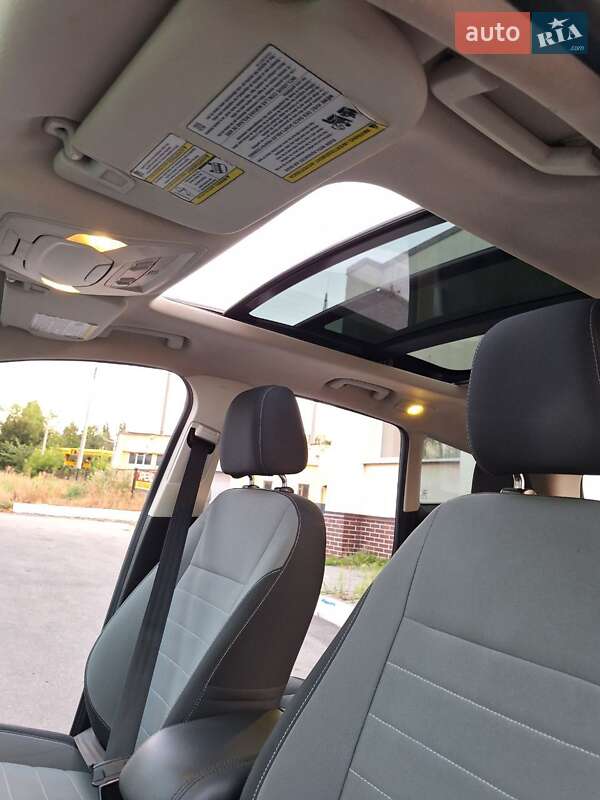 Внедорожник / Кроссовер Ford Escape 2015 в Харькове