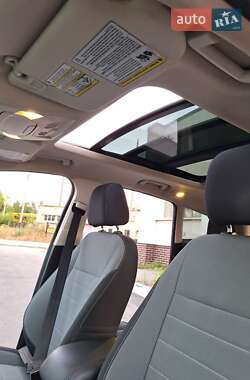 Внедорожник / Кроссовер Ford Escape 2015 в 
