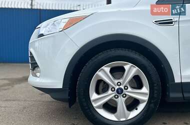 Внедорожник / Кроссовер Ford Escape 2014 в 