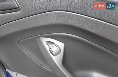 Внедорожник / Кроссовер Ford Escape 2014 в 