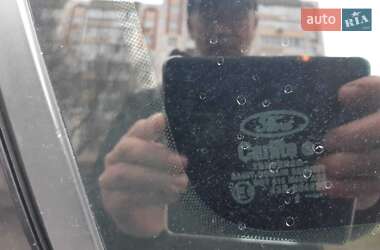 Внедорожник / Кроссовер Ford Escape 2014 в 