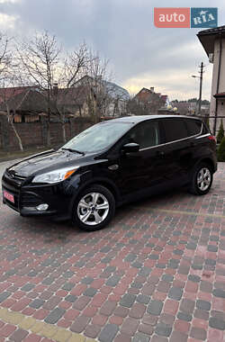 Внедорожник / Кроссовер Ford Escape 2015 в 