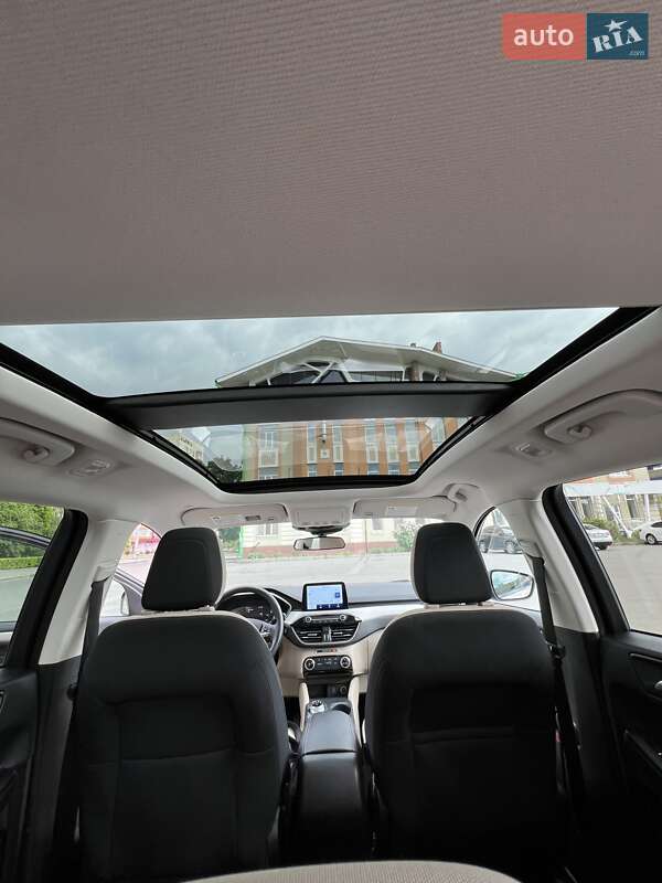 Внедорожник / Кроссовер Ford Escape 2021 в Харькове