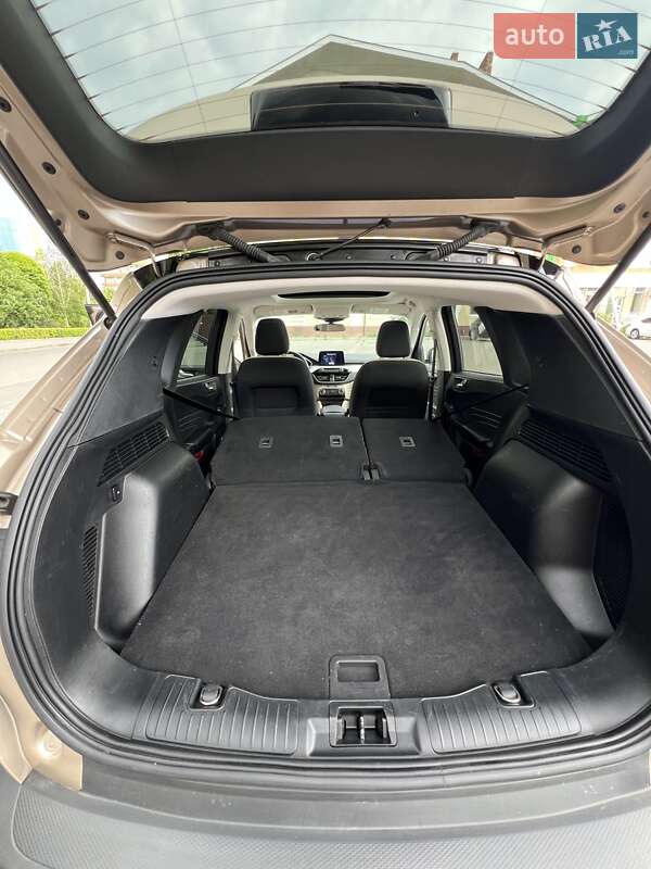 Внедорожник / Кроссовер Ford Escape 2021 в Харькове