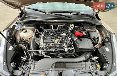 Внедорожник / Кроссовер Ford Escape 2021 в 