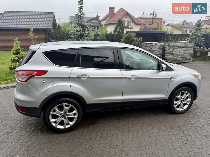 Позашляховик / Кросовер Ford Escape 2013 в Львові