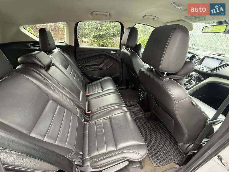 Позашляховик / Кросовер Ford Escape 2013 в Львові