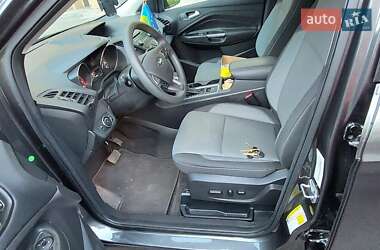 Внедорожник / Кроссовер Ford Escape 2018 в 