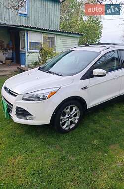 Внедорожник / Кроссовер Ford Escape 2014 в 
