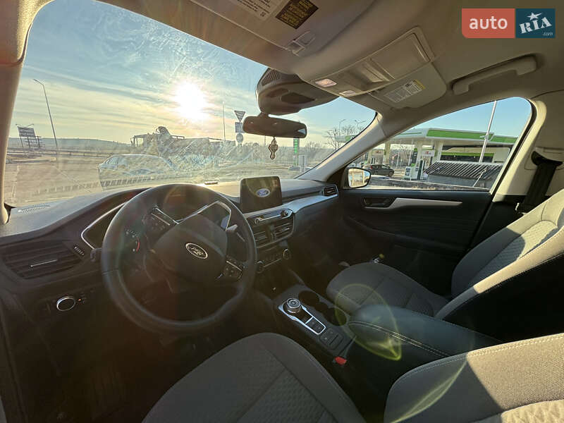 Позашляховик / Кросовер Ford Escape 2022 в Львові