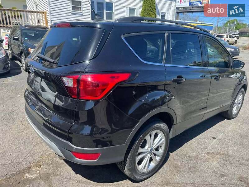 Внедорожник / Кроссовер Ford Escape 2020 в Львове