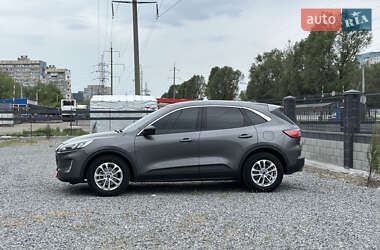 Внедорожник / Кроссовер Ford Escape 2022 в 