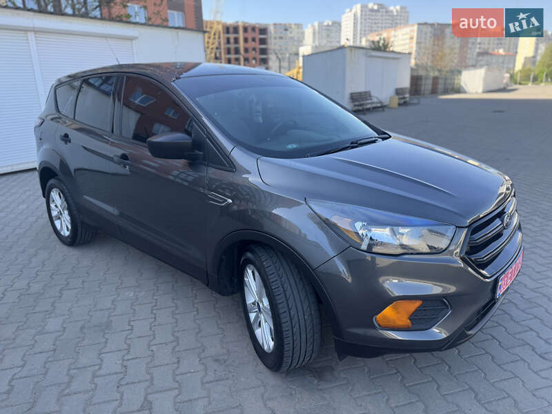Позашляховик / Кросовер Ford Escape 2018 в Одесі