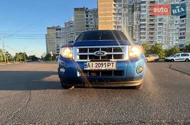 Внедорожник / Кроссовер Ford Escape 2010 в 
