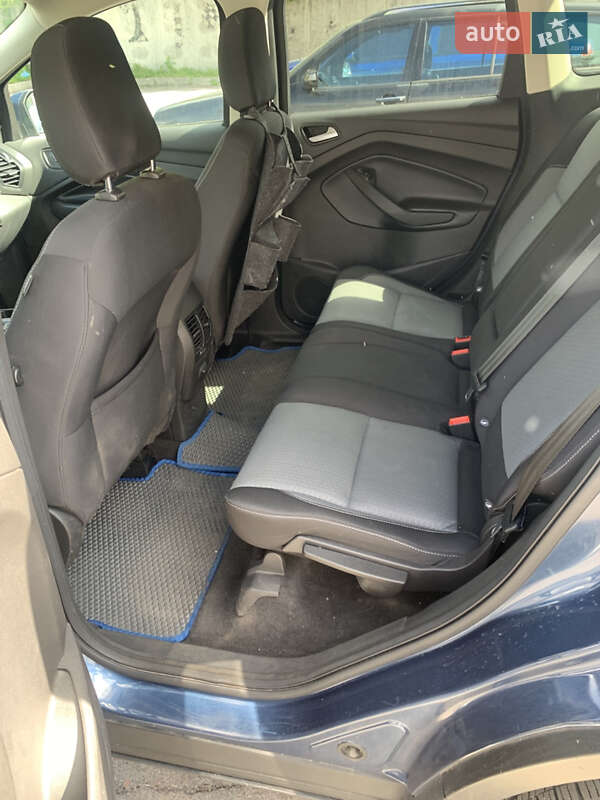 Внедорожник / Кроссовер Ford Escape 2018 в Киеве