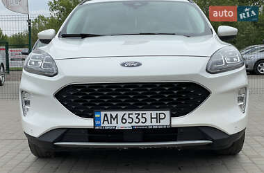 Внедорожник / Кроссовер Ford Escape 2021 в 