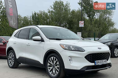 Внедорожник / Кроссовер Ford Escape 2021 в 