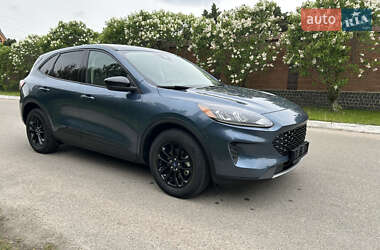 Внедорожник / Кроссовер Ford Escape 2020 в Киеве
